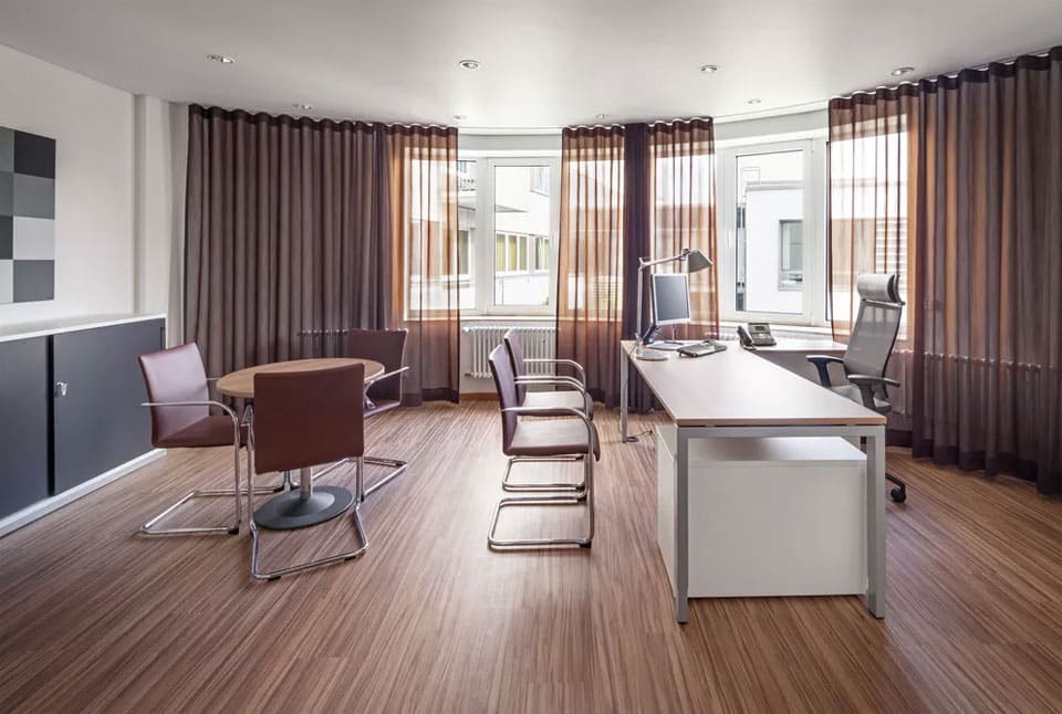 new-silent-gliss-pic Silent Gliss: advanced curtain systems